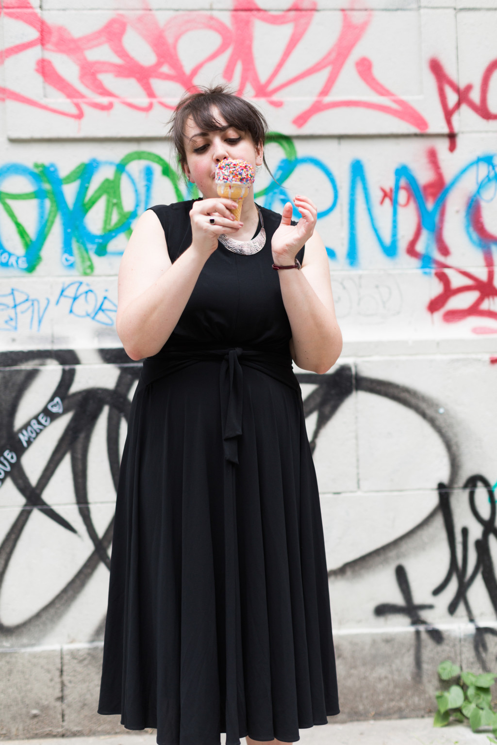 Emily in the Hanna dress // How to Find Your Size