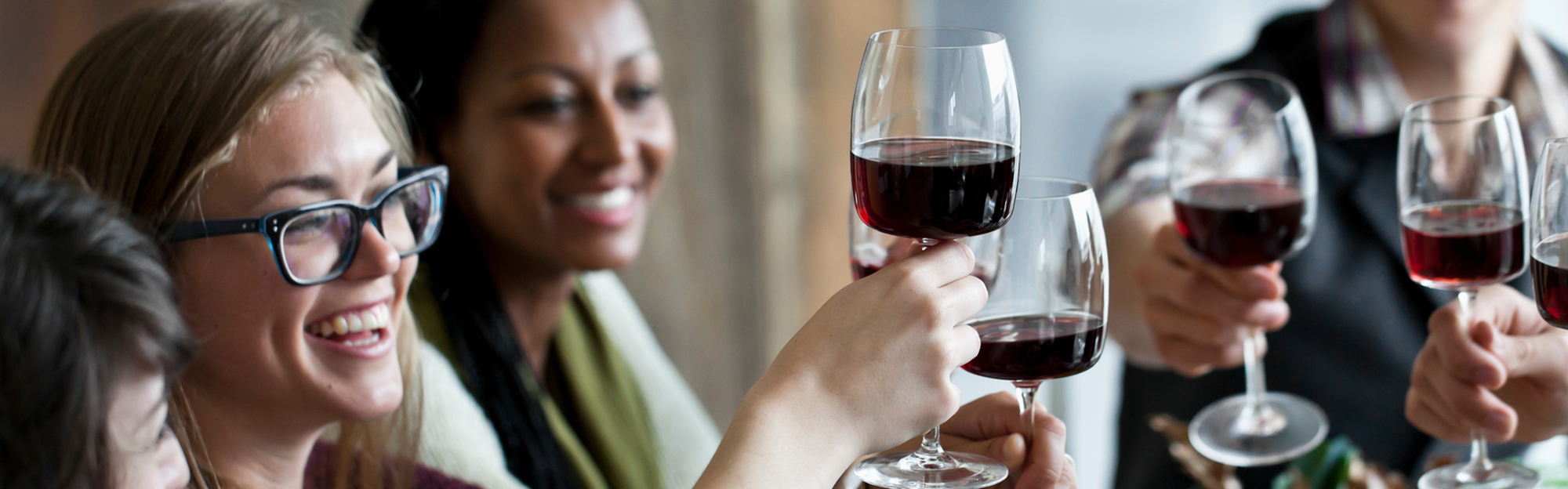 The 8 Personalities You Meet at a Group Dinner