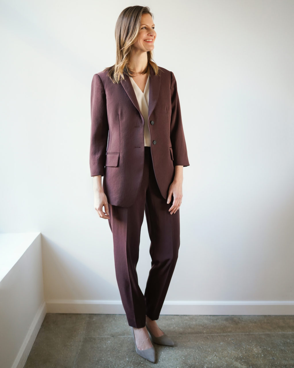 fashionable women's suits