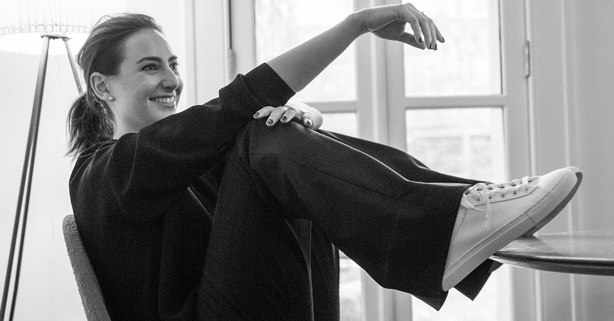 4 Ways to Wear Sneakers to Work (and Still Look Professional)