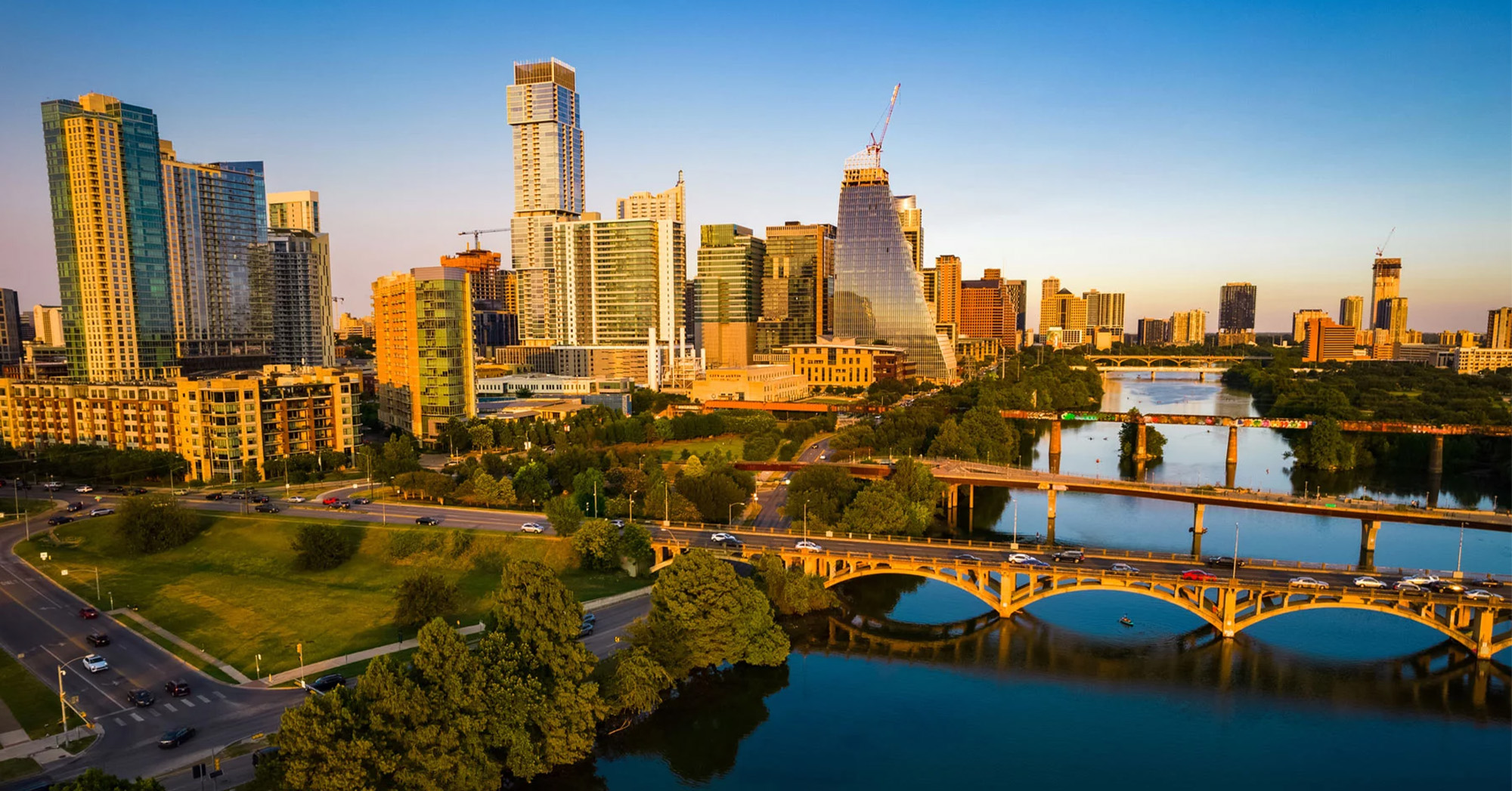 What to Eat, Drink, See, and Wear When You Visit Austin