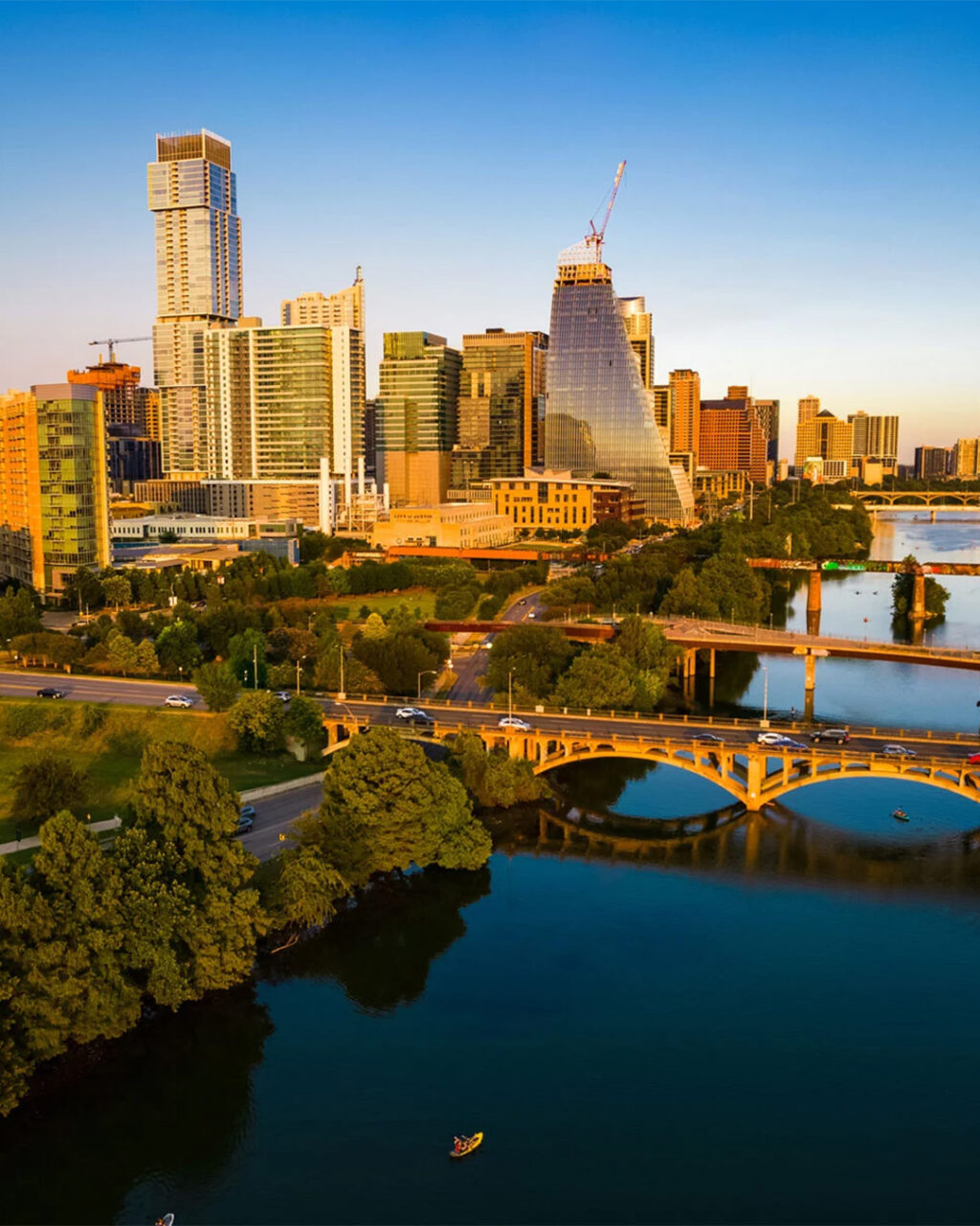 Austin Travel Guide: What to Eat, Drink, See, and Wear on Your Trip